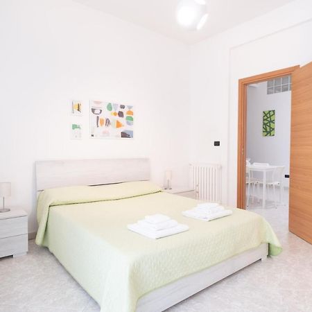 Cozy Apartments De Gasperi Bari Zewnętrze zdjęcie